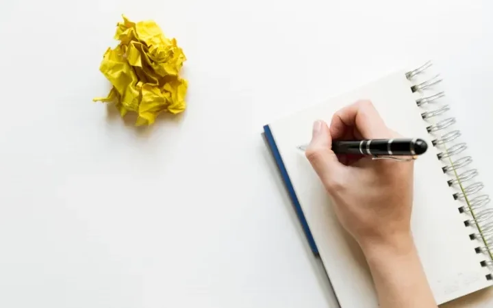 Чому студенти Одеси все частіше замовляють курсові роботи у професіоналів