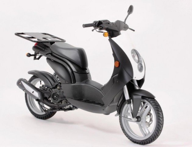 Французские Peugeot скутеры и их особенности